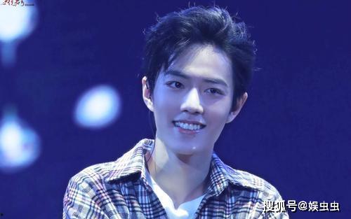 娱乐圈吃瓜元素表檀健次,娱乐圈吃瓜达人,揭秘明星幕后故事